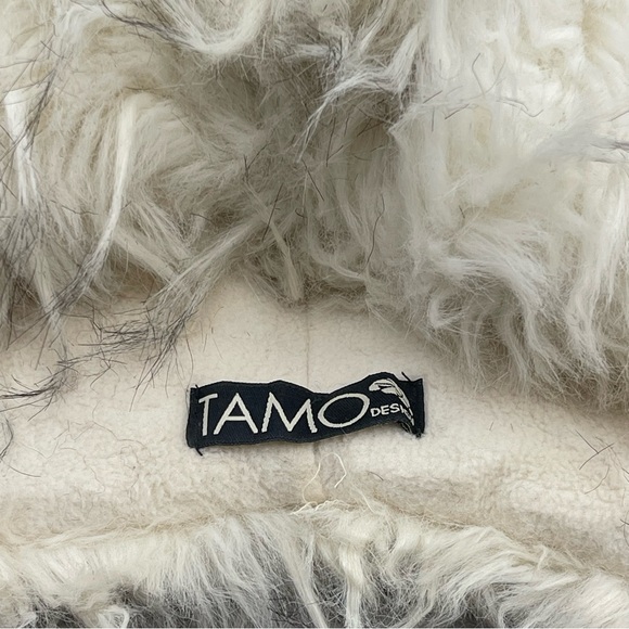 Cream Faux Fur Winter Hood with Pom Poms - Picture 4 of 4